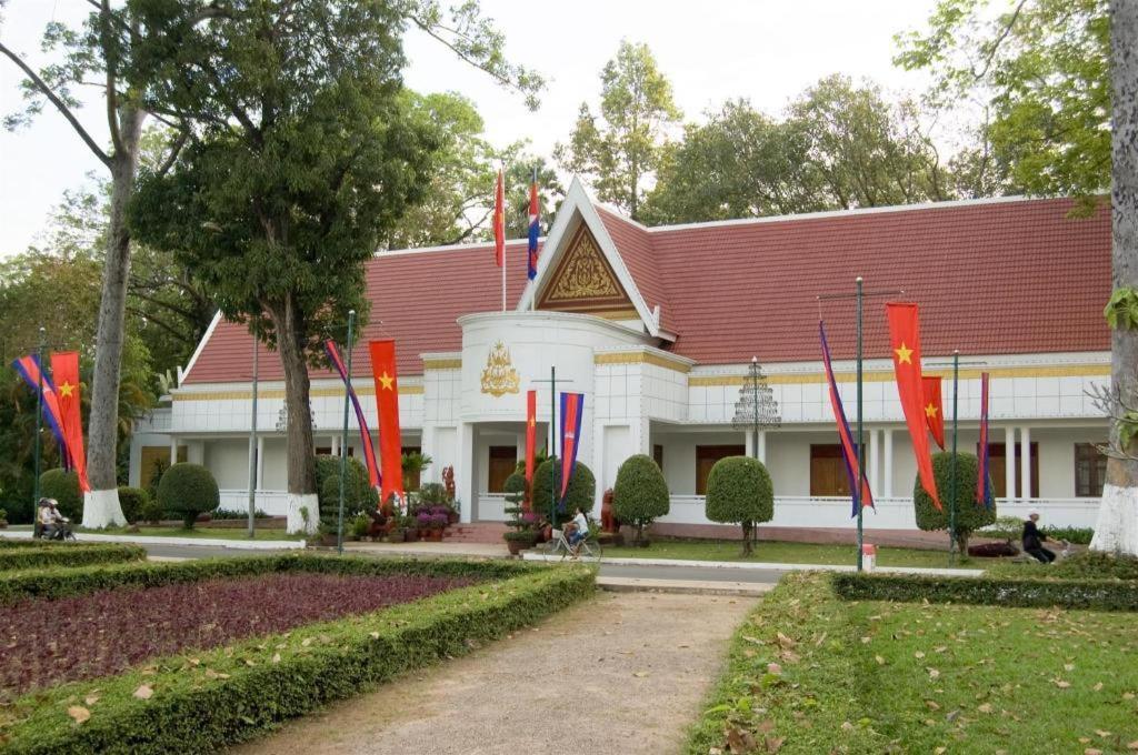Sampeah Retreat Villa Сиемрип Экстерьер фото